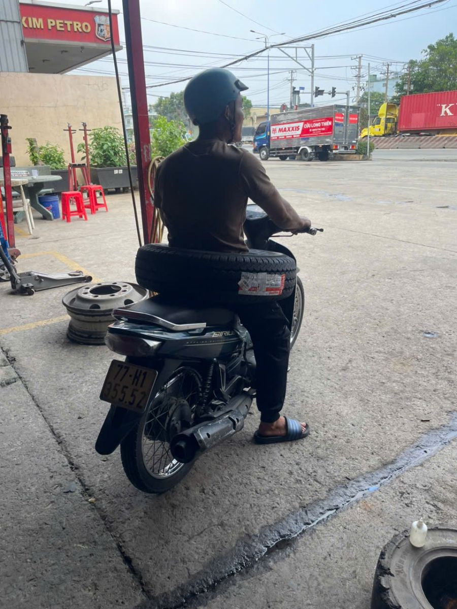 Vá Lốp Xe ô tô  Giá Tốt – Phục Vụ Lưu Động Tại Các Huyện - thành phố Thuộc Bình Dương